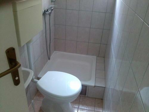 Apartment For 6 In Makarska Centar