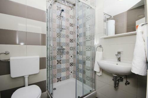 Apartmani Lovre