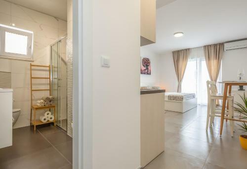 Apartments Nikolina