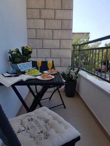Apartmani I Studio Big Hill