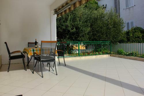 Apartments Pino