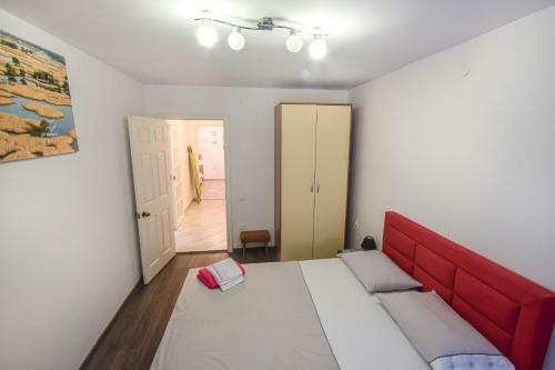 Luna Apartment