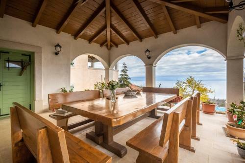 Wonderful Villa Mirna