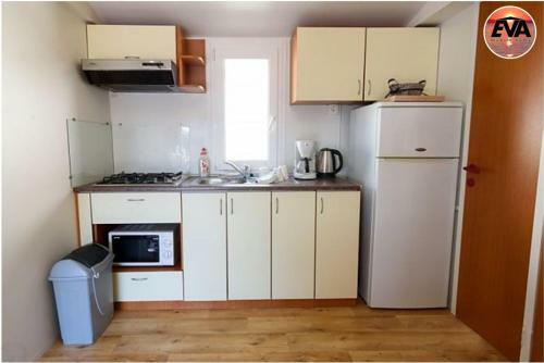 Eva Mobile Home