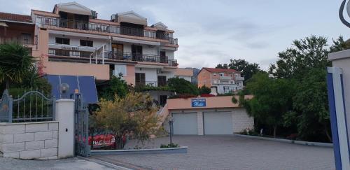 Apartmani Bili?