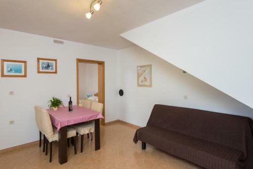 Apartments Darjan