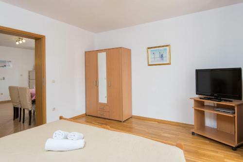 Apartments Darjan