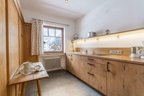Fischer Apartment C