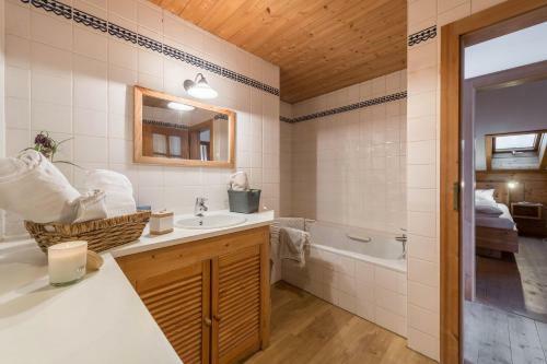 Fischer Apartment A
