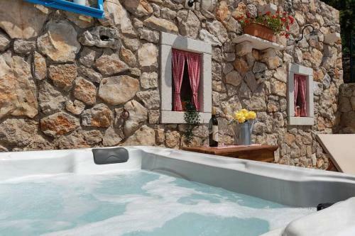 Holiday House - Old Olive
