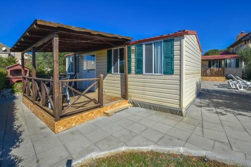 Apartamento Mobile Home Flora 2