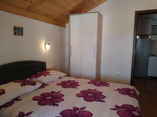 Nives Apartmani