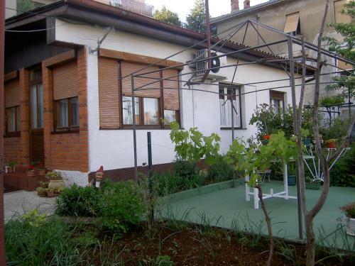 Apartman Thea