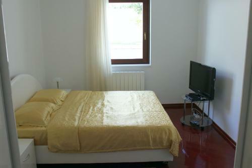 Exclusive Apartment In Villa Calista
