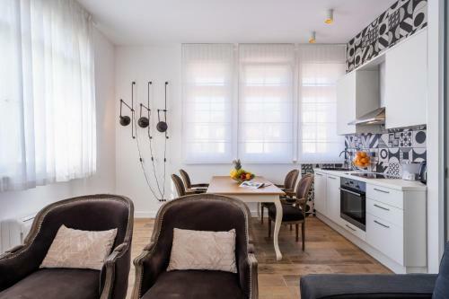 Ah Design Apartments Deluxe