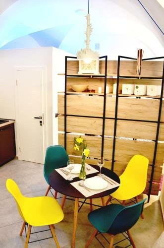 Studio Apartment Surf By The Sea
