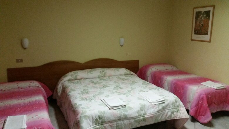 Hotel Albergo Il Chiostro