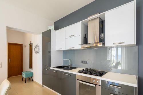 Mba Modern Beach Apartments