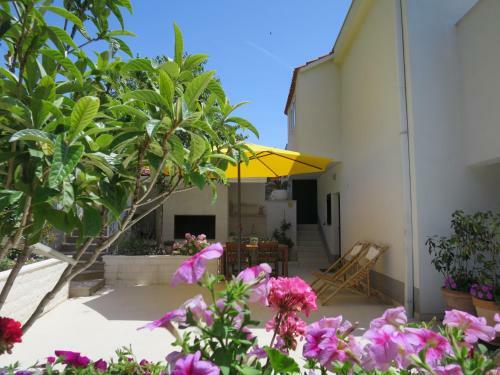 Apartments Kuzmanic