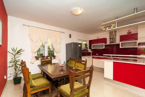 Omis Luxury Stone Apartment