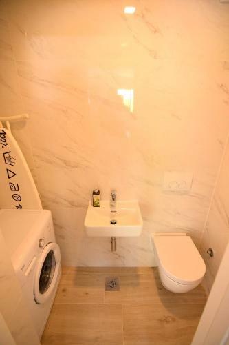 Mdl Apartment