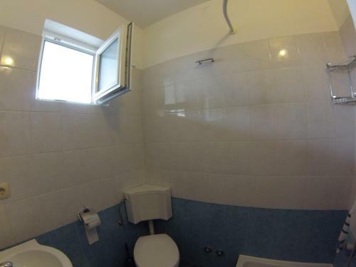 Omi? Du?e Sandy Beach Apartments Mare