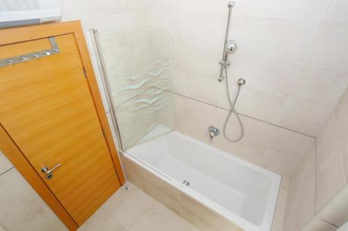 Luxury Family Apartment Omi?