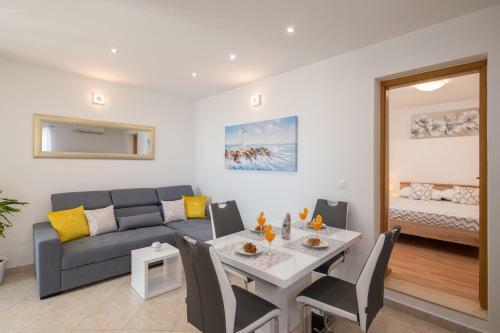 Fba Family Beach Apartments