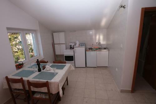 Apartmani Damir Livaji?