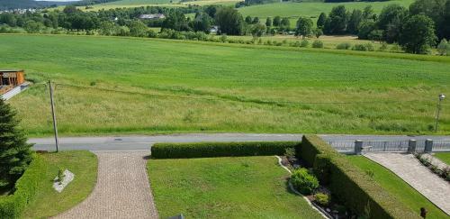 Apartamento Ferienwohnung Fl�hatalblick