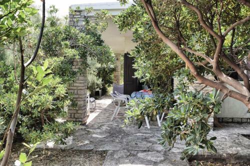 Family House Pag
