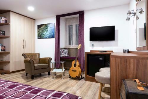 Moon Stone Residence Pag