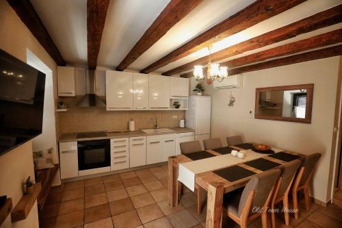Villa Old Town House