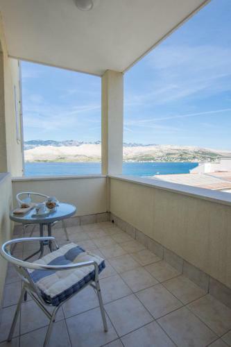 Apartamento Ferienwohnung ?laeva?