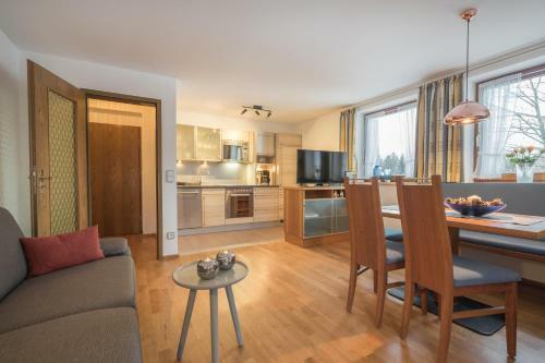 Apartamento Ferienwohnungen Alpentraum - Ferienhaus Schmid