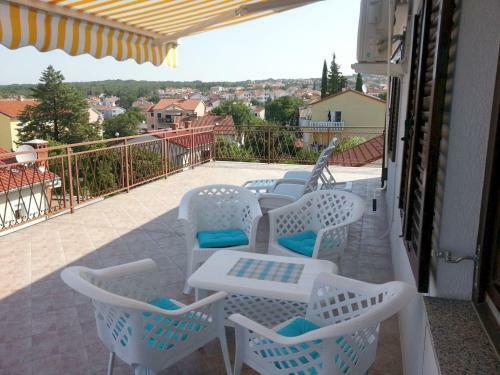 Apartments Kamelija