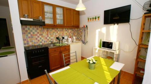 Apartments Kamelija