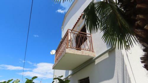 Apartments Kamelija