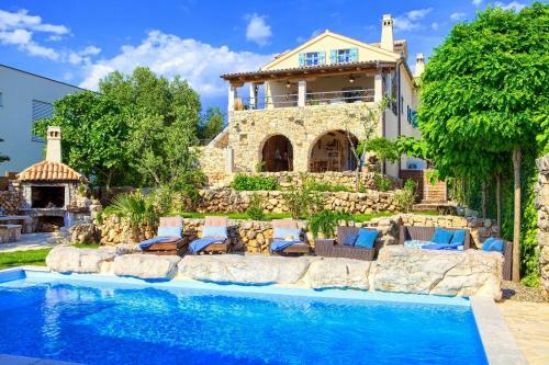 Heritage Villa Aquamarine