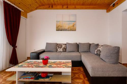 Apartment Aleksandra