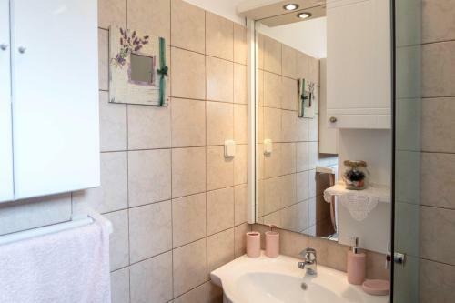 Apartment In Malinska 34911