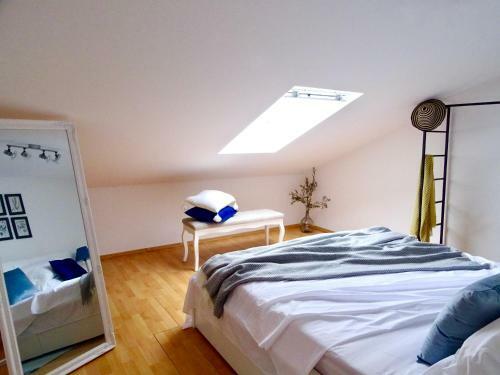 Apartamento Cosy Loft With Charming Terrace
