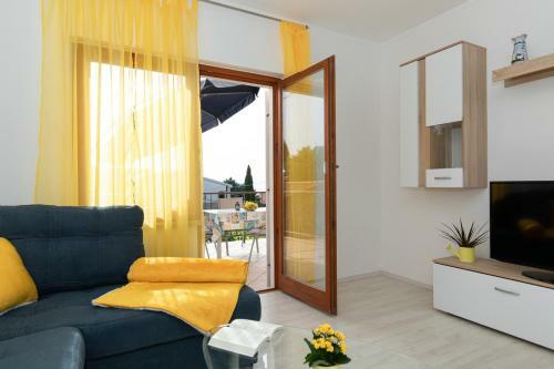 Hostal Apartments Tonica