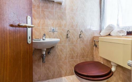 Three-bedroom Apartment Meden