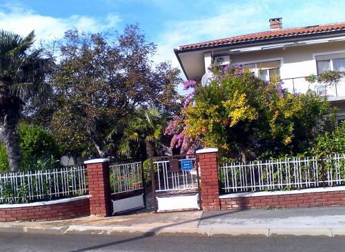 Lovely Apartment In Pomer