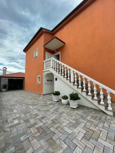 Apartments Nikolina