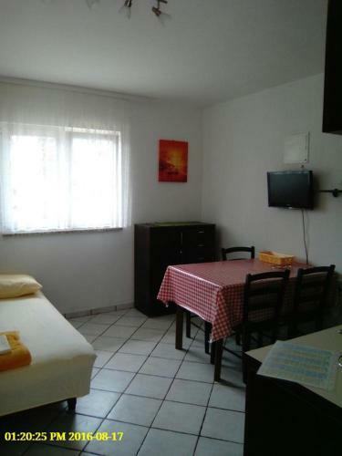 Apartment Novi Vinodolski 15292b