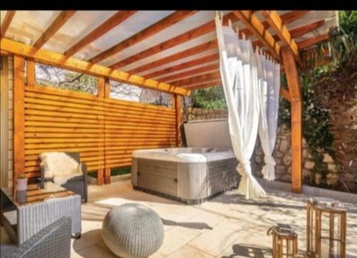 Villa Deluxe "h" - Private Jacuzzi
