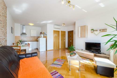 Apartamentos Monika