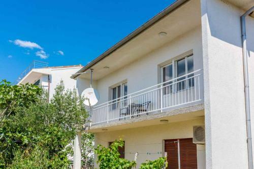 Apartment In Novi Vinodolski 39111